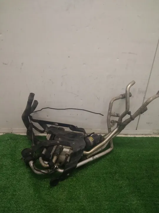 Webasto pysäköintilämmitys Audi Q7 4L OEM 4L0815071D image 2