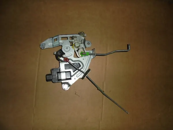 Baklucka Lås KIA SPORTAGE II 81290-1F020 OEM image 2