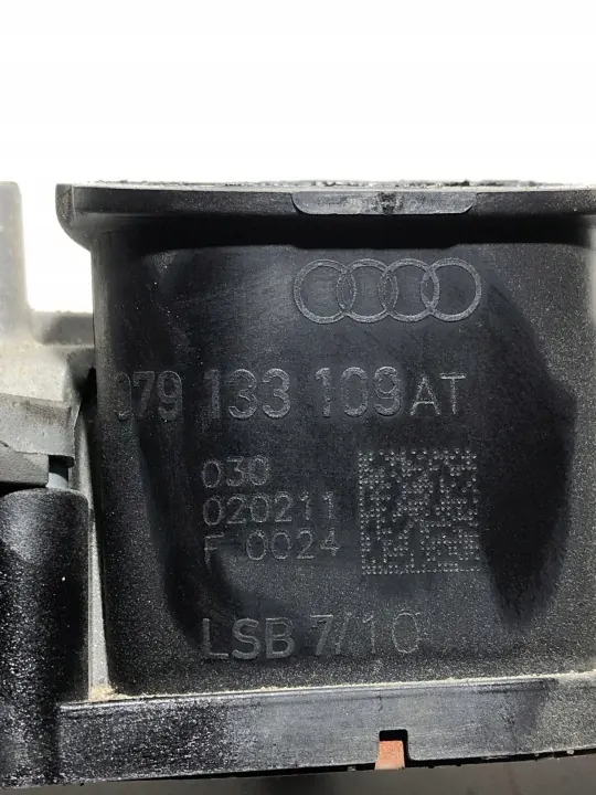 Audi OE Insugsgrenrör OEM 079133109AT - Begagnad image 4