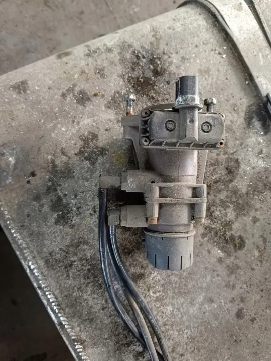 Remhoofdventiel OEM 81.52130-6298 voor MAN TGA/TGX/TGS image 2