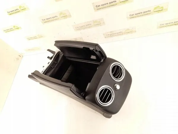 Etukonsolin käsinoja Mercedes C AMG OEM A2056801205 image 3