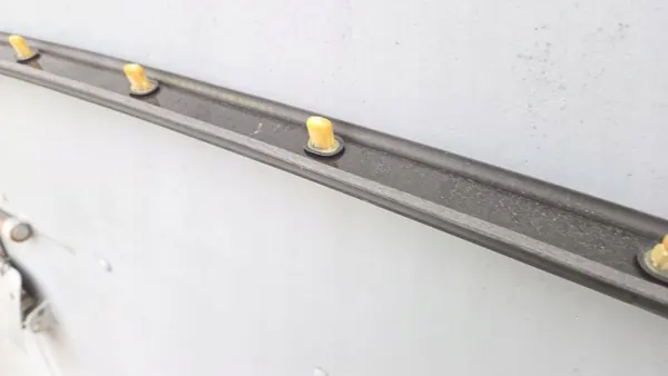 OEM 98189357VV kattojalka oikea puoli Peugeot 508 II:lle image 4