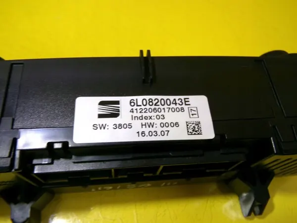 Klimabedienteil Seat Ibiza III 6L0820043E DRC111562 image 5
