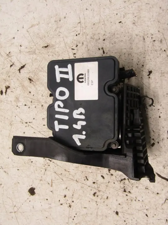 Fiat Tipo II ABS-pomp OEM 00520635980 - 1.4B image 2