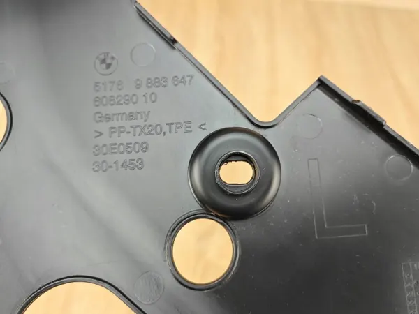 Linke Scheinwerferdichtung OEM 9883647 für BMW G26 G22 G23 image 7