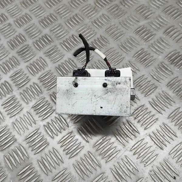 OEM 1EA816701D AC-radiatorklep voor VW ID.4 image 3