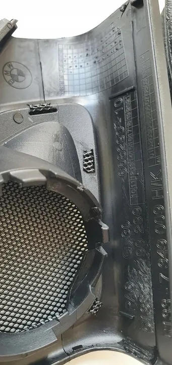 BMW F10 Serie 5 Vänster Högtalartäckning OEM image 3