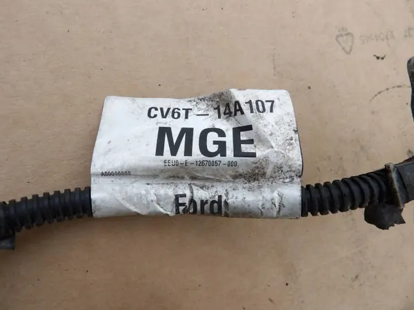 Conector Sensor Xenon Traseiro Ford Kuga MK2 OEM CV6T14A107 image 3