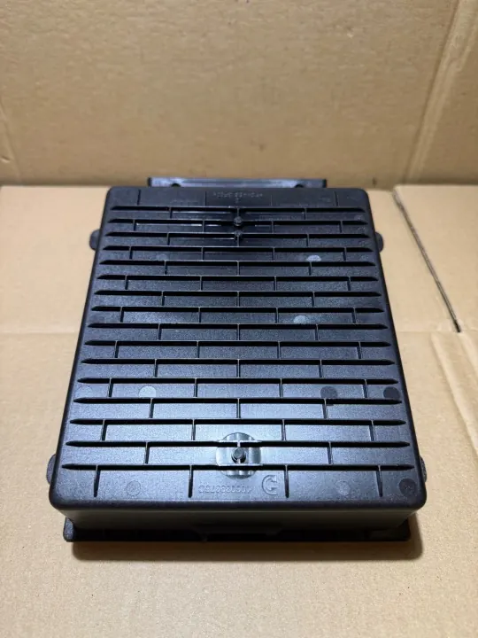 Audi A6 C8 tunnelconsole plank OEM 4K0864981 image 6
