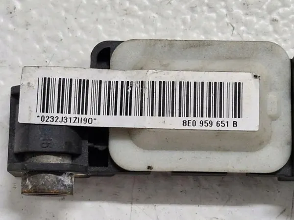 Sensor de impacto airbag OEM 8E0959651B para Audi A4 B6 image 4