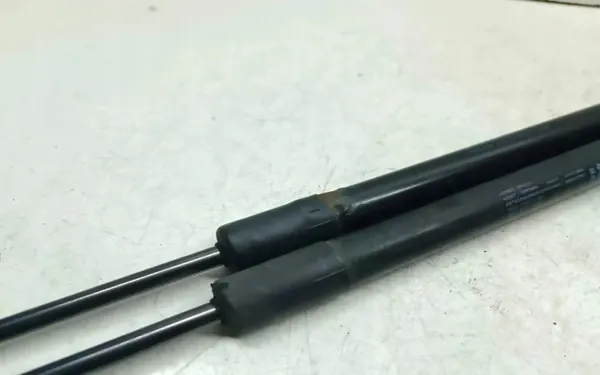 Actuador de maletero derecho OEM 4G9827552 para Audi image 3