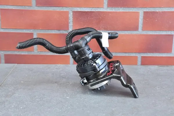 Elektrische koelvloeistofpomp OEM 5A722A4 MINI Cooper image 3