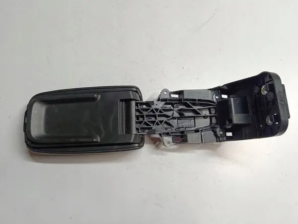 Accoudoir Volvo V40 Cross Country OEM 31403341 - Occasion image 3