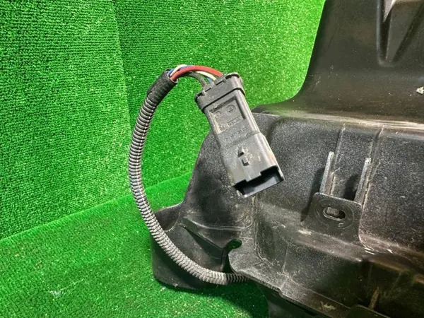 Pompe réservoir AdBlue OEM 12678023 Peugeot Boxer image 10