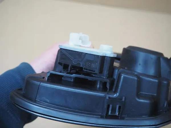 OEM 9831476080 Trappe à Carburant pour Peugeot 2008 II 1.2 THP image 4
