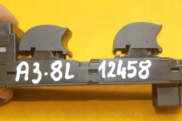 Fensterheber-Schalter Audi A3 8L image 10