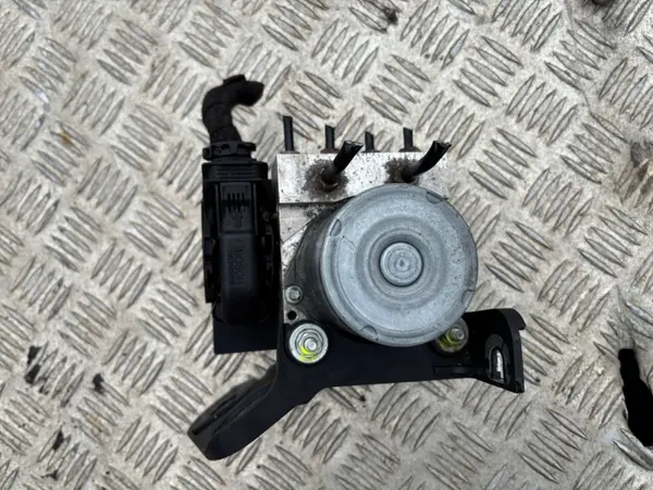 Pompe ABS OEM 0265951752 pour Opel Corsa image 5
