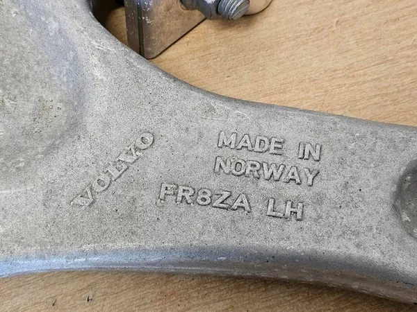 Braccio di Controllo Anteriore Sinistro Volvo V60 II S60 III 2018+ image 5