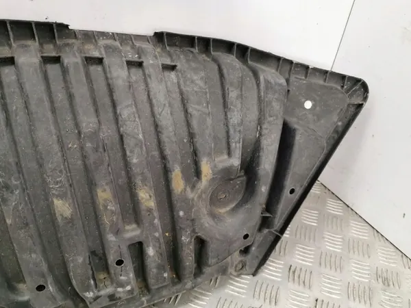 Mercedes-Benz C W204 2008 Tampa de para-choque dianteiro / Absorvedor image 2