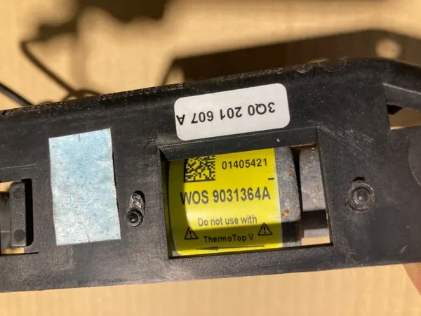 Webasto Heizungspumpe OEM WOS9031364A VW - Gebraucht image 3