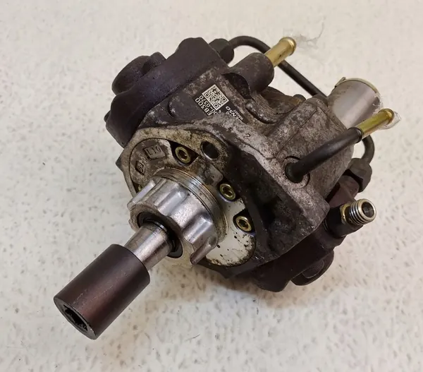 Denso Kraftstoffpumpe Nissan Pathfinder R51 Navara D40 2.5 DCI 16700-EB300 image 3
