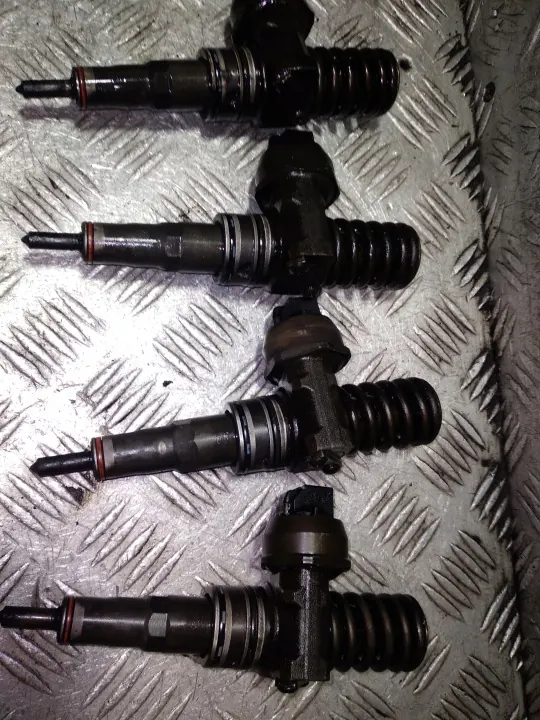Torkarspump OEM 0414720313 för VW Golf 5 image 3