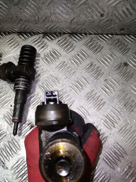 Torkarspump OEM 0414720313 för VW Golf 5 image 4