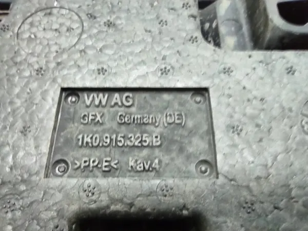 Batterieträger OEM 1K0915333H für VW Golf VI A3 image 8