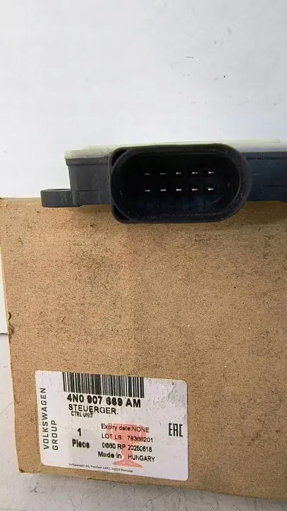 Distronic Radar OEM 4N0907669AM voor Audi VW image 4