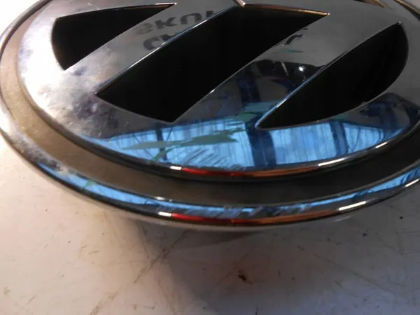 LOGO EMBLEMA VOLKSWAGEN TIGUAN 1K5853600 3C0853600A image 6