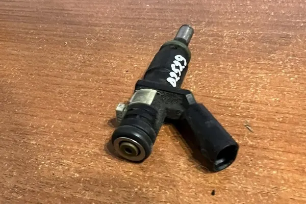 Bränslespruta MERCEDES-BENZ GL (X164) A2720780249 image 3