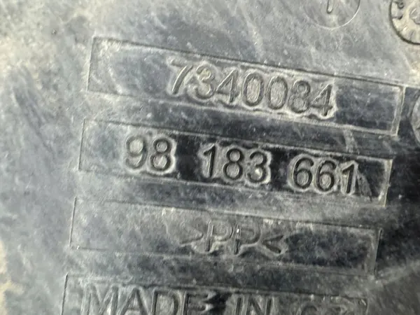 Capa do tanque AdBlue de alumínio Renault Master 2015-2024 OEM image 3