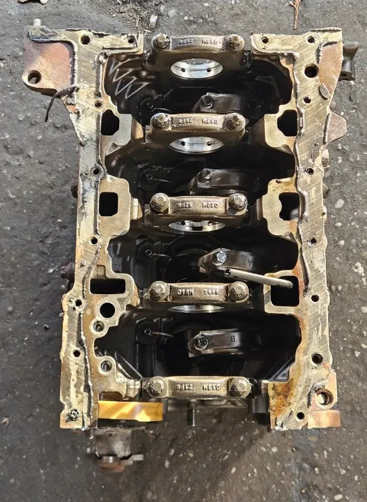 Nedre motorblock OEM M9TB870 - Opel Renault image 2