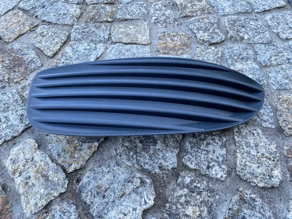 Grille de pare-chocs avant gauche Mercedes 447 Vito OEM 4478840074 image 4