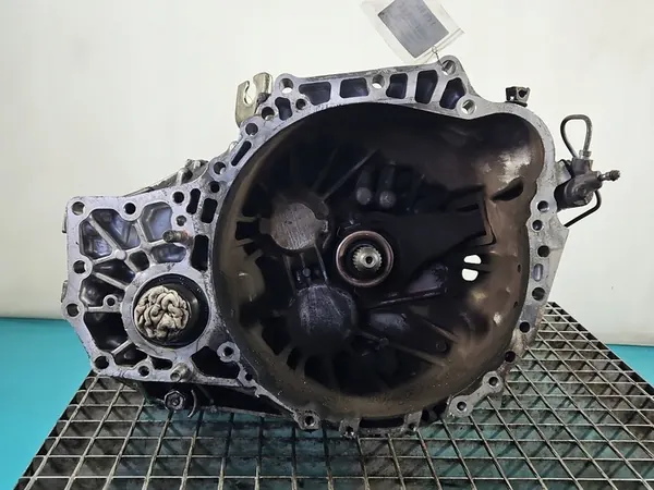 Manuaalivaihteisto H1K8-F Toyota RAV4 III 05-08 2.2 D-CAT image 2