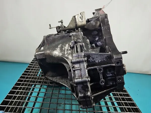 Manuaalivaihteisto H1K8-F Toyota RAV4 III 05-08 2.2 D-CAT image 6