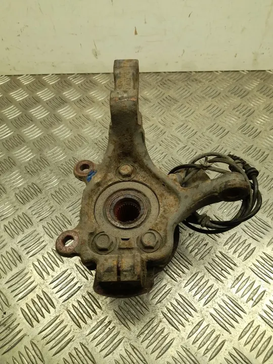 Pyöränlaakerin Kotelo OEM 3L0GH Etu Nissan NV200 image 3