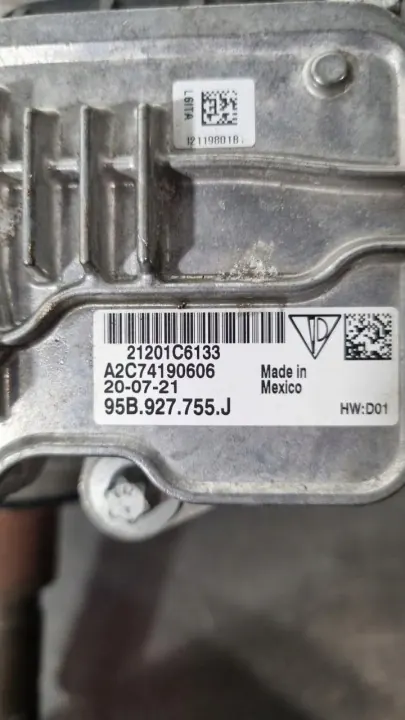 Jakolaatikko OEM 95B341010M Porsche Macan 2021 image 9