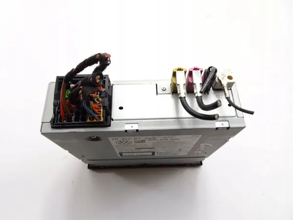 Changer CD/DVD d'occasion OEM EA0300016A pour VW Passat B8 image 6