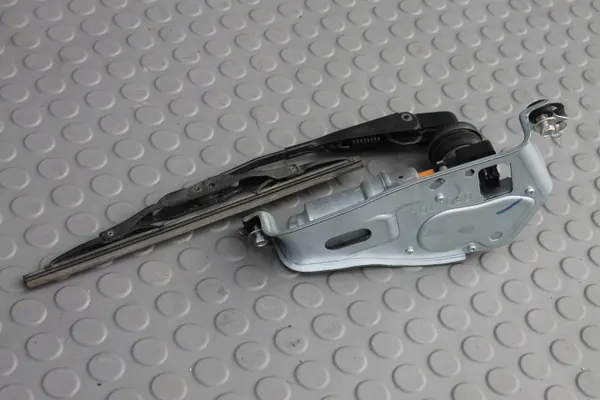 Torkarmotor OEM SILNICZEK050T0A Honda CR-V IV image 4
