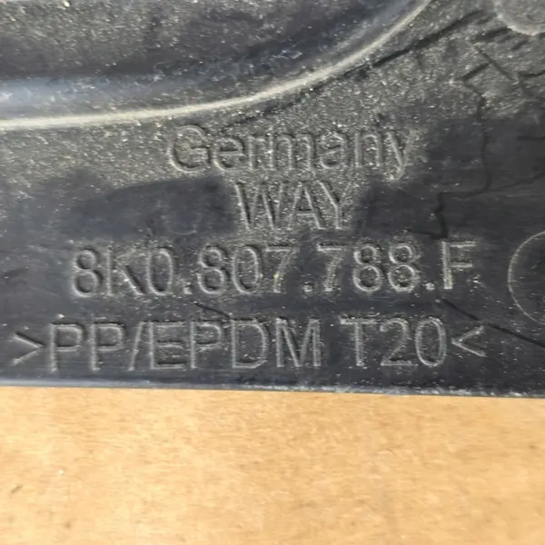 Rechter Frontscheibenwaschdeckel AUDI A4 B8 07-15 OEM 8K0955276F image 3