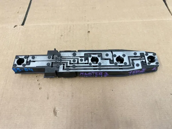 Ajovalolampunpidike OEM 8200171472 Movano Master image 2