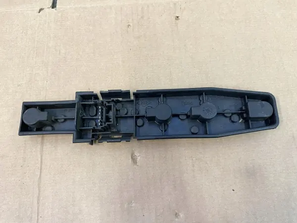 Ajovalolampunpidike OEM 8200171472 Movano Master image 3