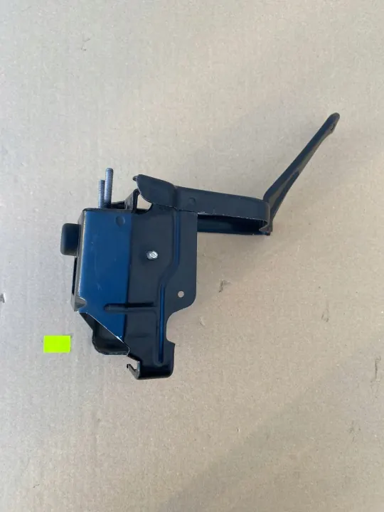 Support de réservoir d'huile OEM 6765403 pour BMW E81/E82/E90/E91/E92/E93 image 2