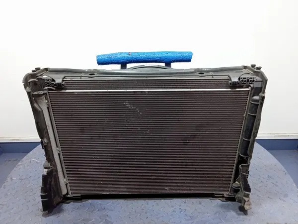 MERCEDES CLS W257 400D KOMPLET CHŁODNIC WIATRAK image 2