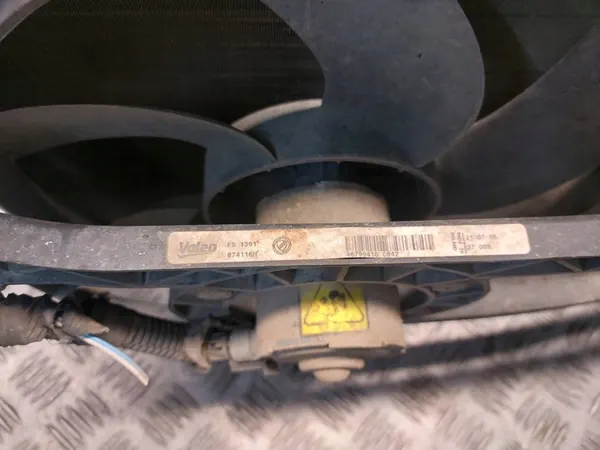 Radiador de agua + Ventilador Fiat Panda II 1.1 8V OEM 51773189 image 4