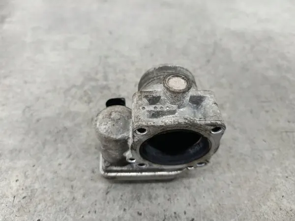 Gasklephuis OEM 036133062M voor VW Bora 1.6 16V image 5