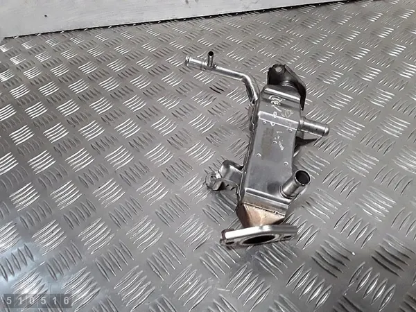 EGR-venttiili Toyota Prius 2011 2560137010 image 2