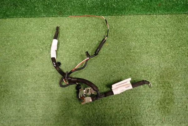 Pince Négative OEM 9846575680 pour Citroen C3 image 2
