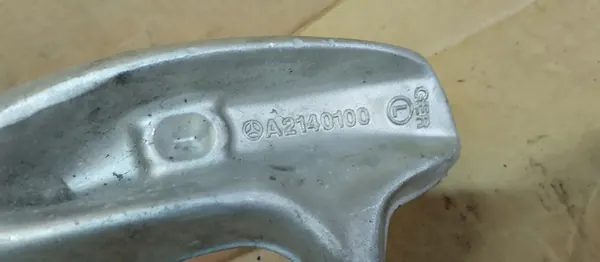 Vänster framstyrning knut Mercedes E-Class W214 A2143320100 image 4